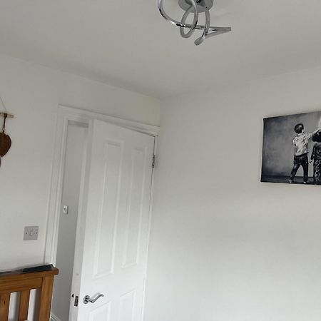 City Reach Retreat Spacious 4Bed House Startford Maryland Great Transport Links Лондон Экстерьер фото