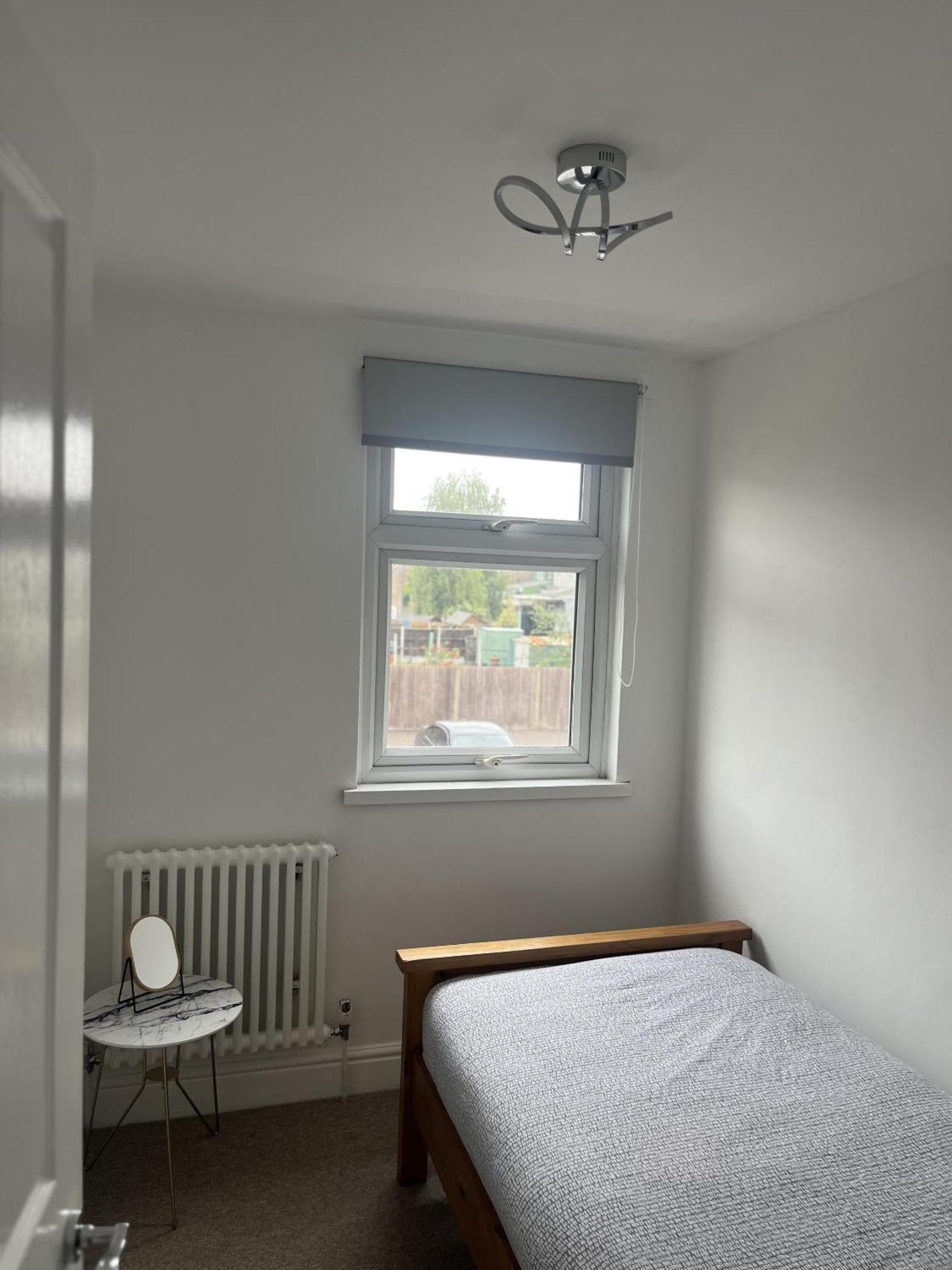 City Reach Retreat Spacious 4Bed House Startford Maryland Great Transport Links Лондон Экстерьер фото