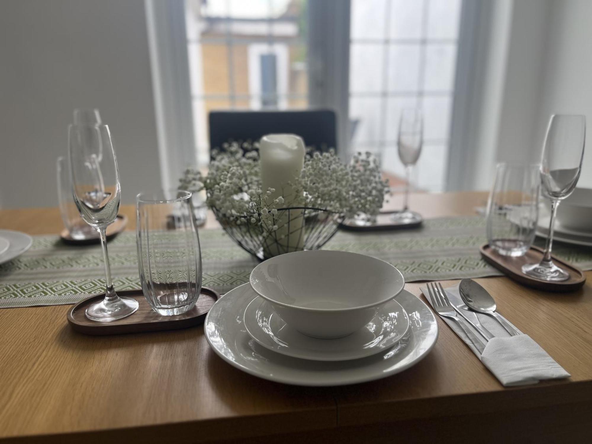 City Reach Retreat Spacious 4Bed House Startford Maryland Great Transport Links Лондон Экстерьер фото
