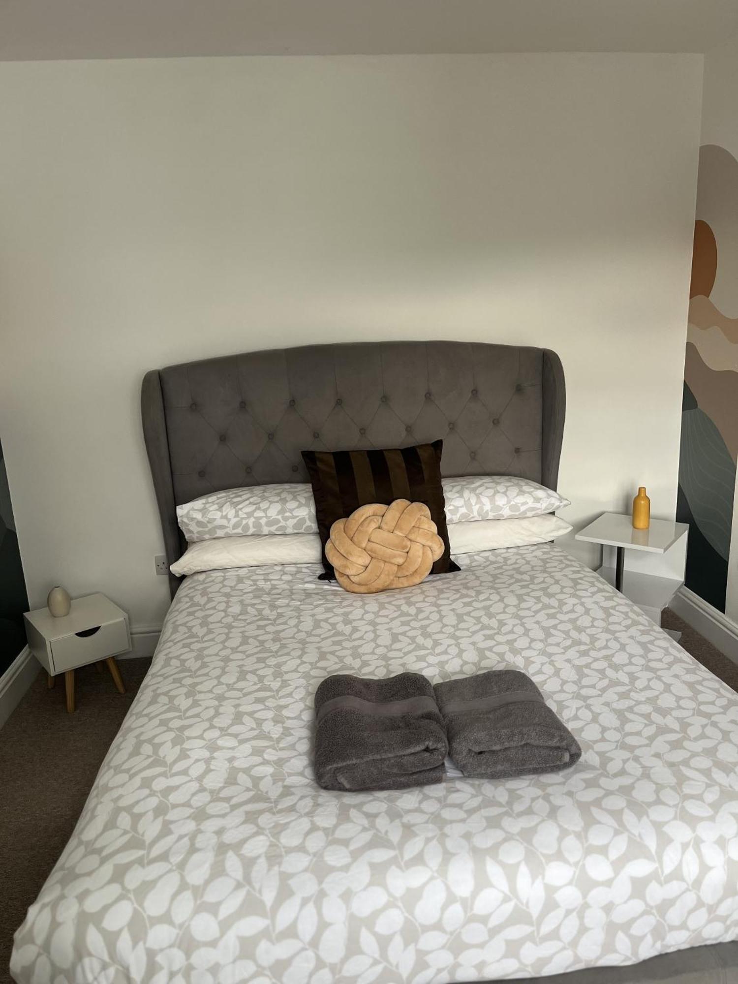 City Reach Retreat Spacious 4Bed House Startford Maryland Great Transport Links Лондон Экстерьер фото