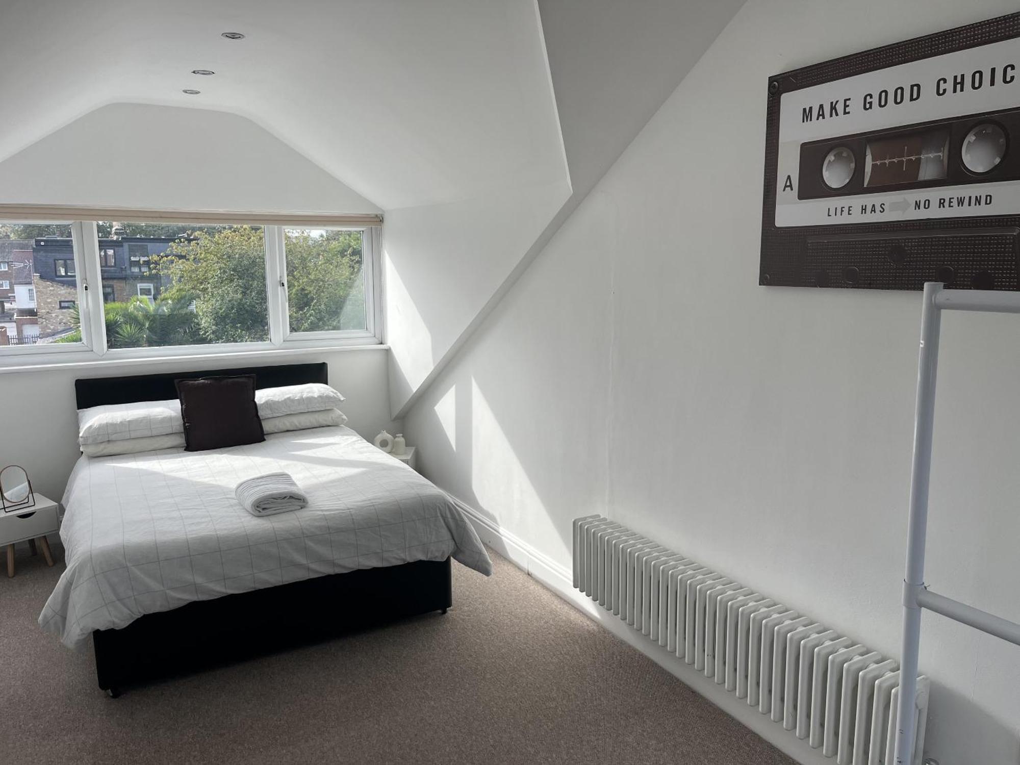 City Reach Retreat Spacious 4Bed House Startford Maryland Great Transport Links Лондон Экстерьер фото